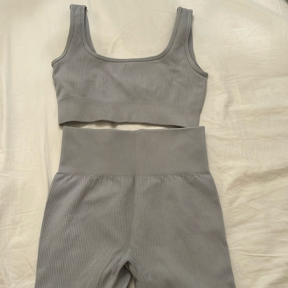 Ribbed workout set
